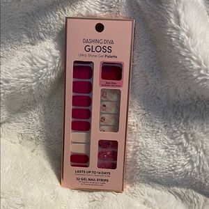 Dashing Diva Gloss Ultra Shine Gel Palette - Pink and White Press-On Nails